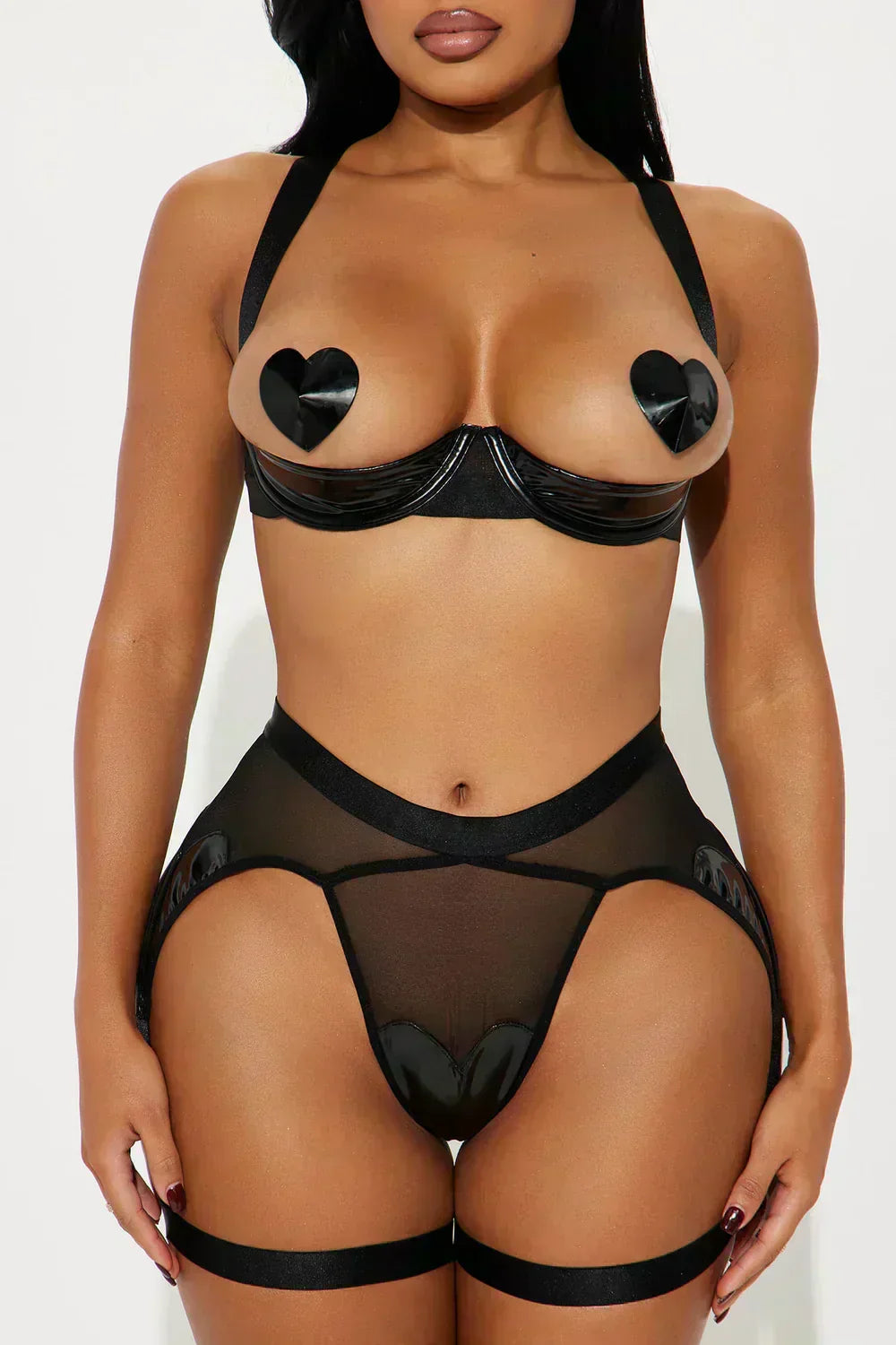 Noir Link Vinyl Garter Set