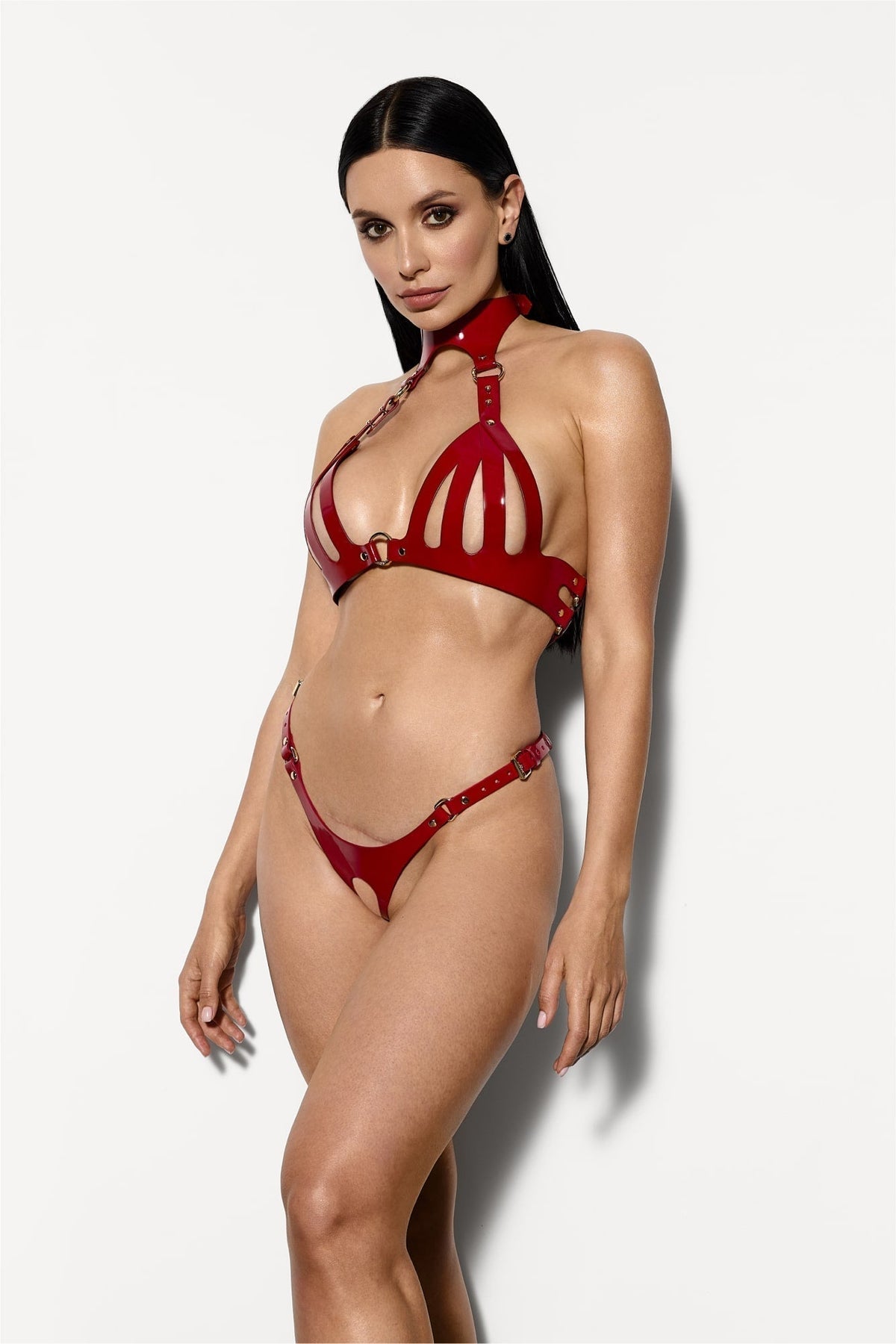 Ari Rouge Leather Set