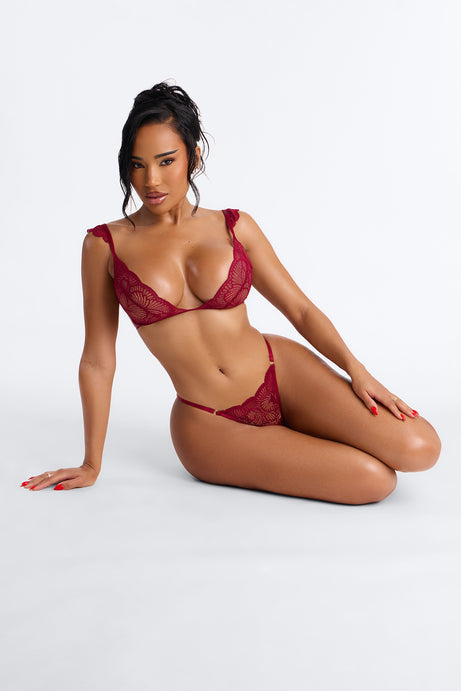 Lace Ruffle 2-Piece Set