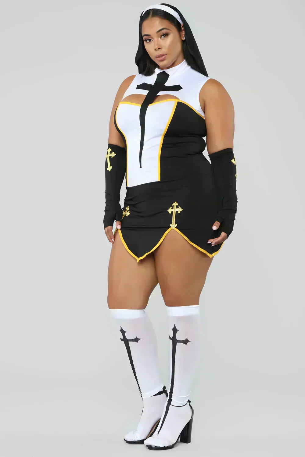 Classic Nun 4-Piece Costume Set