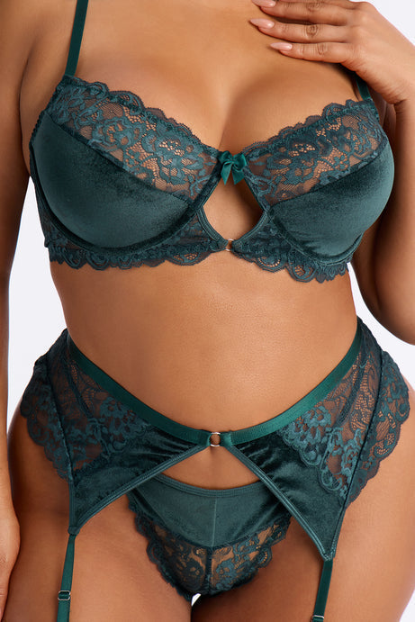 Jordana 3 Piece Velvet Bra And Panty Garter Belt Set - Green