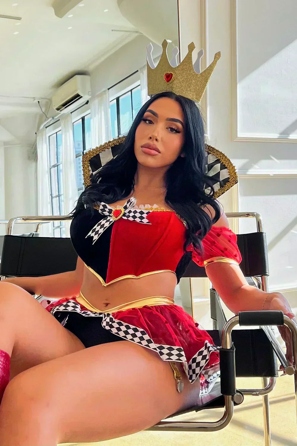 Wonderland Queen 3-Piece Costume Set